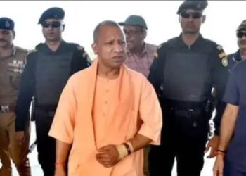 अयोध्या विवाद पर बीजेपी सहित विपक्ष की भी नजर, महंत राजू दास को लखनऊ पहुंचे