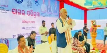 केन्द्रीय मंत्री ने ओडिशा में पारादीप फिशिंग हार्बर परियोजना की आधारशिला रखी