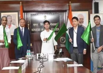 ज्योतिरादित्य एम. सिंधिया ने नई एयरलाइन फ्लाई 91 की उद्घाटन उड़ान को झंडी दिखाई