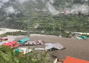 उत्तराखंड के धराली में तबाही के बाद रेस्क्यू ऑपरेशन जारी, 70 लोग अभी भी लापता