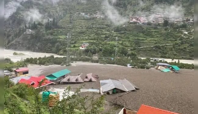 उत्तराखंड के धराली में तबाही के बाद रेस्क्यू ऑपरेशन जारी, 70 लोग अभी भी लापता