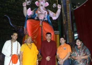 विश्व के सबसे ऊंचे इको-फ्रेंडली गणपति मूर्ति का उद्घाटन