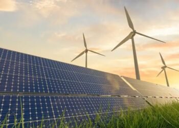 भारत ने हासिल किया ऐतिहासिक मुकाम, 100 गीगावॉट सौर पीवी मॉड्यूल निर्माण क्षमता