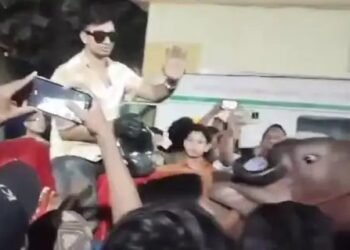 भैंस पर बैठकर अमरोहा अस्पताल जाने वाले दिल्ली के YouTuber पर एक्शन!