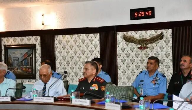 सीडीएस अनिल चौहान ने एक आईआईएसएस सेमिनार को संबोधित किया