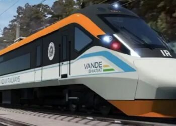 इस रूट पर शुरु होने जा रही है भारत की पहली स्लीपर वंदे भारत एक्सप्रेस, पढ़ें पूरी खबर