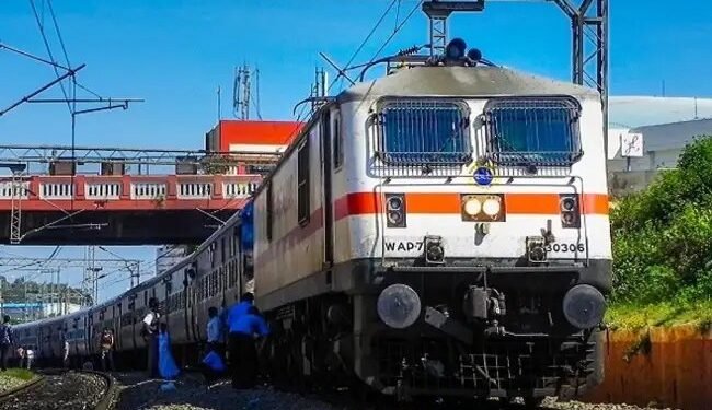 18वीं लोकसभा में पास हुआ रेल का सबसे बड़ा बजट, विकास की राह पर दौड़ेगी Indian Railway