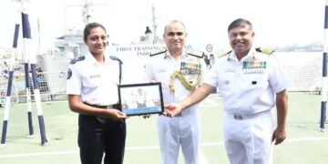 प्रथम प्रशिक्षण स्क्वाड्रन प्रशिक्षु पाठ्यक्रम के अंतर्गत समुद्री प्रशिक्षण का समापन