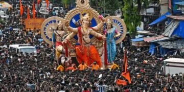 महाराष्ट्र में गणेश चतुर्थी उत्सव भव्य समारोह के साथ शुरू हुआ