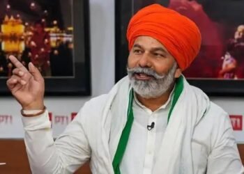 UP: राकेश टिकैत ने CM YOGI को लिखा पत्र, किसानों को मिले 12 घंटे बिजली सप्लाई