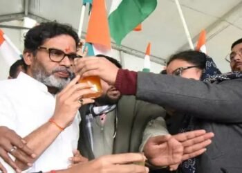 प्रशांत किशोर ने बीपीएससी परीक्षा में ‘अनियमितताओं’ को लेकर भूख हड़ताल खत्म की, कहा ‘सत्याग्रह’ जारी रहेगा