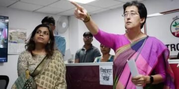 Delhi: जलभराव से निपटने के लिए PWD का  निरिक्षण करने पहुंची आतिशी