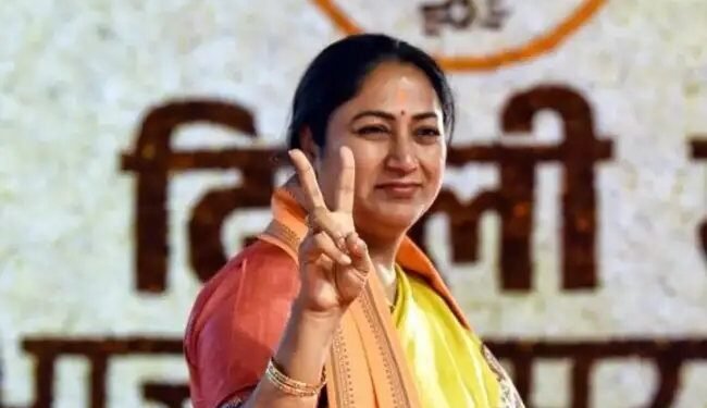 CM बनीं रेखा गुप्ता का ऐलान, दिल्ली की महिलाओं के खाते में इस तारीख को आएगे 2500 रुपये