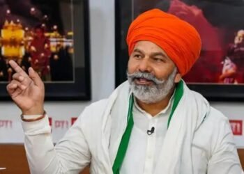 हाथरस: BKU ने की महापंचायत, MSP को लेकर राकेश टिकैत ने किया देशव्यापी आंदोलन का ऐलान