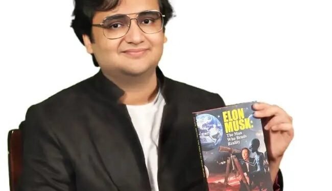 भारतीय किशोर लेखक और वैज्ञानिक ने एलन मस्क पर लिखी प्रेरक जीवनी