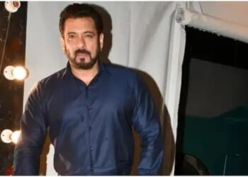 सुपरस्टार Salman Khan पर मंडरा रहा खतरा! मुंबई पुलिस के पास आया धमकी भरा मैसेज