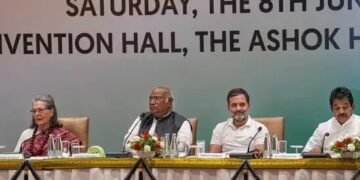 कांग्रेस अध्यक्ष ने सौंपी इन नेताओं को बढ़ी जिम्मेदारी, पंजाब के सचिव बने आलोक शर्मा