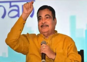 नितिन गडकरी ने मैसूर, कर्नाटक में 22 राष्ट्रीय राजमार्ग परियोजनाओं का शिलान्यास किया