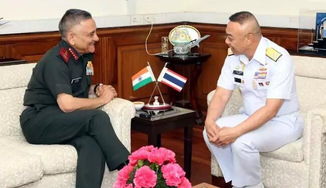 रॉयल थाई नौसेना के कमांडर-इन-चीफ एडमिरल एडुंग फान-इआम भारत दौरे पर पहुंचे