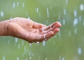 राजधानी में बारिश का अलर्ट, IMD ने दी जानकारी, UP के गावों में बाढ़ की समस्या