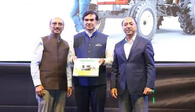 स्वराज ट्रैक्टर्स ने 50 वर्ष पूरे किए, ट्रैक्टर लिमिटेड-एडिशन का अनावरण किया गया