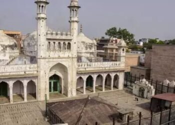 Gyanvapi केस में कोर्ट का फैसला, व्यास तेखाने में मिला हिंदू पक्ष को पूजा करने का अधि