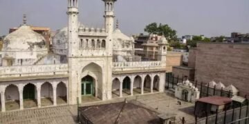 Gyanvapi केस में कोर्ट का फैसला, व्यास तेखाने में मिला हिंदू पक्ष को पूजा करने का अधि