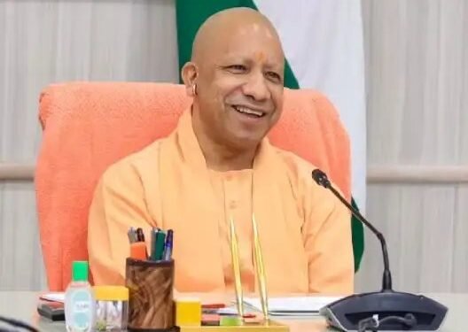 UP: शिक्षामंत्रों औक अनुदेशतों के मानदेय में वृद्धि, योगी सरकार का अहम फैसला