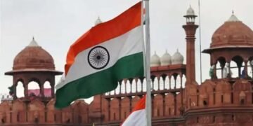 ज़ोर- शोर से शुरु हुई स्वतंत्रता दिवस की तैयारियां, बन रहा खास मंच