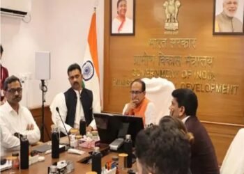 केन्द्रीय कृषि मंत्री ने NSAP योजना पर अधिकारीयों के साथ चर्चा की