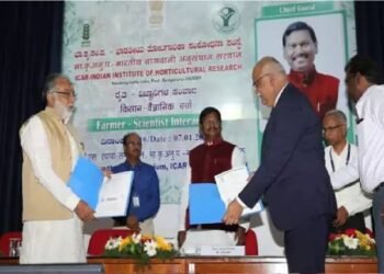 भारतीय बागवानी अनुसंधान संस्थान पहुंचे केन्द्रीय कृषि मंत्री