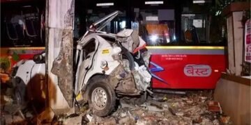 मंबूई में बड़ा बस हादसा: अब तक 7 की मौते, 49 घायल, BMC ने दी बस की जानकारी