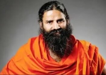 बाबा रामदेव और आचार्य बालकृष्ण को दिल्ली हाईकोर्ट से एक ओर बड़ा झटका