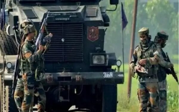 जम्मू के कठुआ में सेना का सर्च ऑपरेशन, आतंकियों ने ग्रेनेड से किया हमला