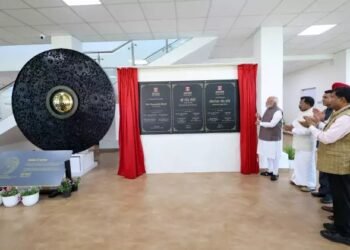 प्रधानमंत्री ने समुद्री सर्वाइवल प्रशिक्षण केन्द्र, ओएनजीसी संस्थान का उद्घाटन किया