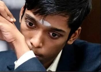 आर प्रज्ञानानंदा ने मैग्नस कार्लसन को पहली बार क्लासिकल बाजी में हराया
