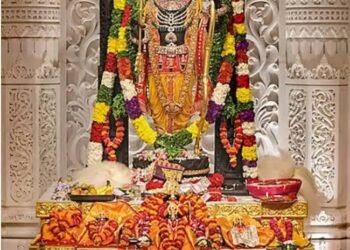 प्री मानसून की पहली बारिश में रामलला के मंदिर की छत टपकी