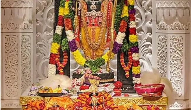 प्री मानसून की पहली बारिश में रामलला के मंदिर की छत टपकी