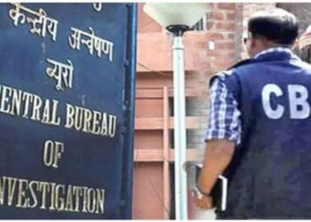 CBI की पटना में बड़ी कार्रवाई, मनीष प्रकाश और आशतोष की किया गिरफ्तार