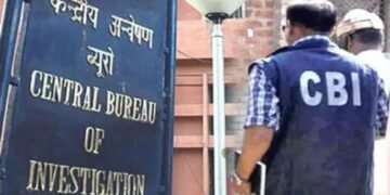 CBI की पटना में बड़ी कार्रवाई, मनीष प्रकाश और आशतोष की किया गिरफ्तार