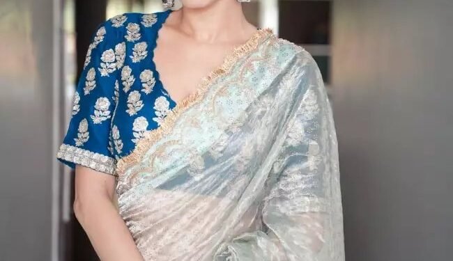 यमुनाबाई सावरकर उर्फ अंकिता लोखंडे के लुक ने फैंस को किया सरप्राइज