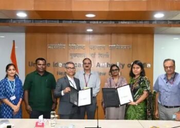 आधार की मजबूती, सुरक्षा और विश्वसनीयता बढ़ाने के लिए यूआईडीएआई और इंडियन स्टैटिस्टिकल इंस्टीट्यूट में 5 वर्षीय समझौता