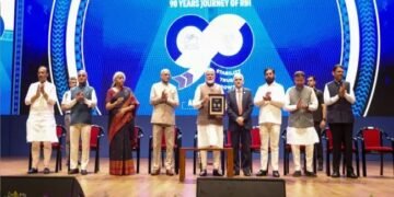 भारतीय रिजर्व बैंक ने 90 वर्ष पूरे होने पर स्मारक सिक्का जारी किया