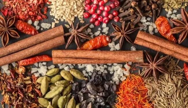 कुशीनगर: किसानों ने बनाया प्लान, जीरा-सौंफ समेत अब इन मसालों की होगी खेती