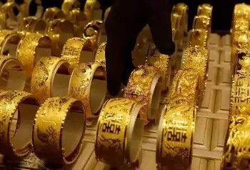 गोल्ड-सिल्वर के दाम कम, न गवाएं खरीदने का ये मौका
