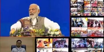 प्रधानमंत्री ने दहेज में एलएनजी के पेट्रोकेमिकल्स कॉम्प्लेक्स की आधारशिला रखी