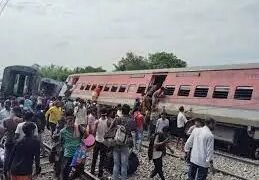 डिब्रूगढ़ एक्सप्रेस दुर्घटना: पटरी से उतरने से पहले लोको पायलट ने ‘धमाका सुना’,
