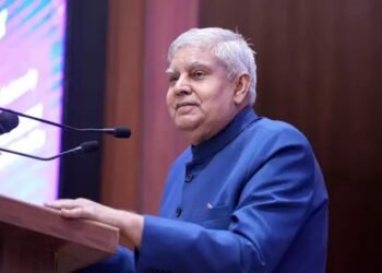 उपराष्ट्रपति ने हैदराबाद में भारत बायोटेक परिसर का दौरा किया
