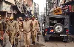 संभल विवाद में प्रशासन ने जारी किया फैसला, 5 दिनों तक रही इंटरनेट सेवाएं बंद!