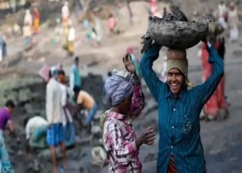 छत्तीसगढ़ सरकार का अहम फैसला, सरकार ने बढ़ाया श्रमिकों का मेहनताना